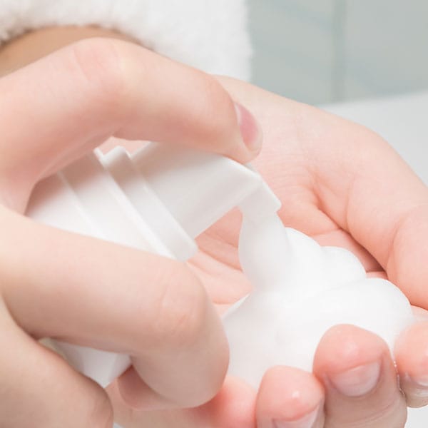 シルクリエプロ ネオ フェイシャルフォーム(泡タイプ) 業務用300mL ※詰替え容器別売