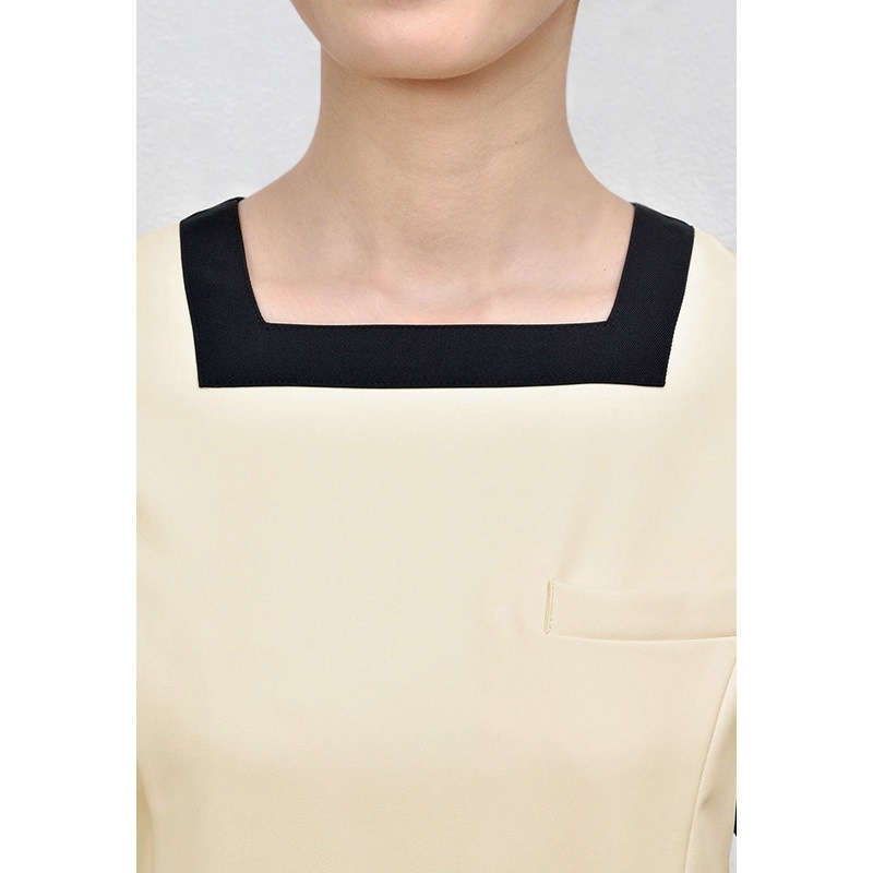 E-3133 ワンピース ライトベージュ SHIROTA(シロタ）