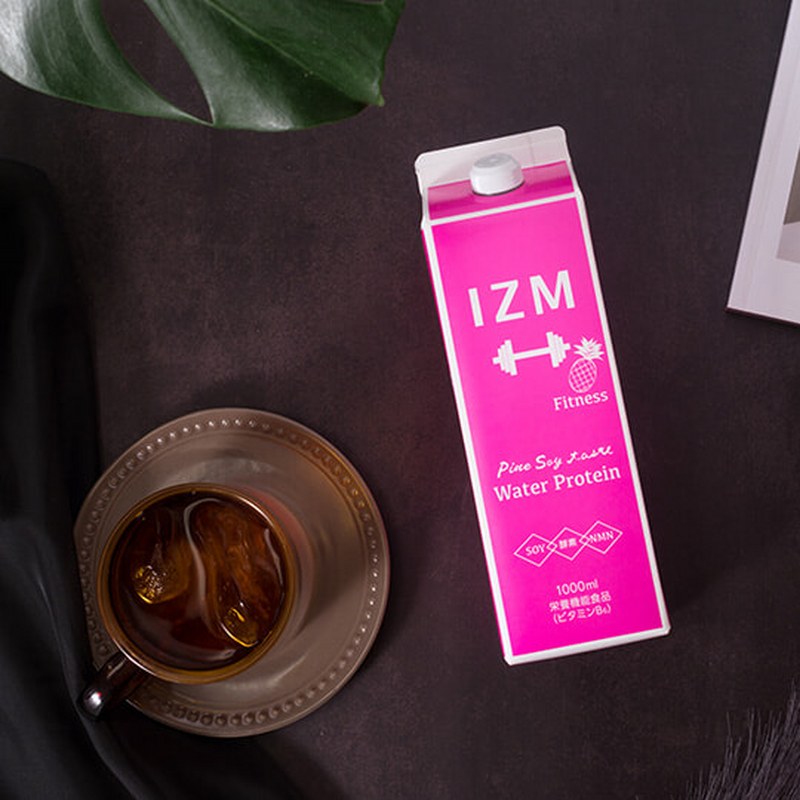 IZM（イズム）pine soy taste Water Protein 1000mL