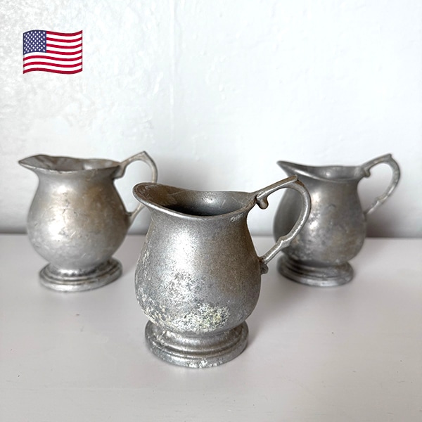 アンティークのミルクピッチャーはアメリカで買い付けたアンティーク品