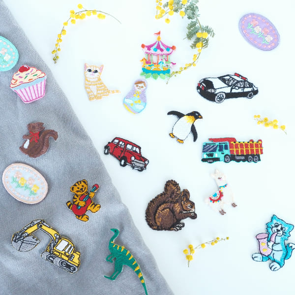 バラ売り 【選べるデザイン】刺繍ワッペン アイロンワッペン  恐竜 車 動物 アニマル ワッペン 子供 男の子 女の子 入園入学 レッスンバッグ スモック アップリケ のり付き子供用ワッペン フラガール ハワイアン はりねずみ  きりん 営業日即日発送 [ワールデザインbistarai]