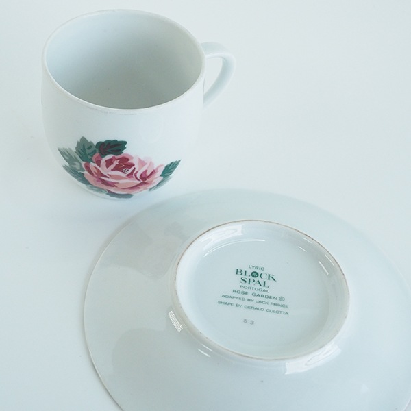 BLOCK SPAL　ポルトガル レトロフラワー柄カップ＆ソーサーセットヴィンテージ雑貨 骨董品 ティーカップ　コーヒーカップ  営業日即日発送
