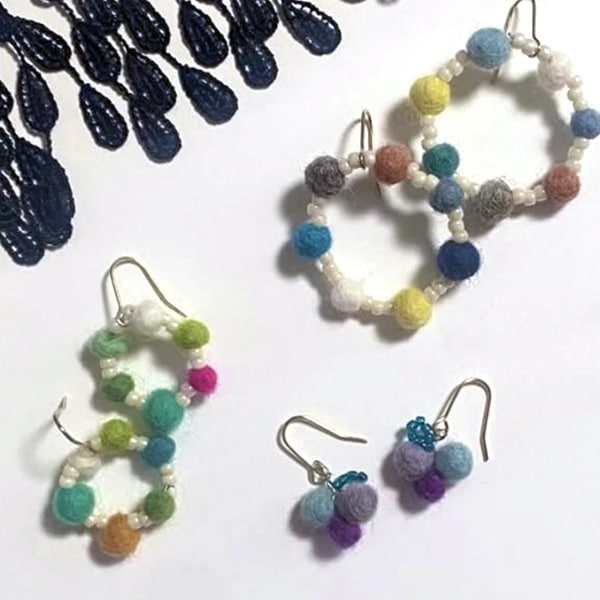 5mm10個 ウール100%カラフル羊毛フェルトボール ハンドメイドピアスイヤリング作りアクセサリーパーツ資材  営業日即日発送 [ワールデザインbistarai]