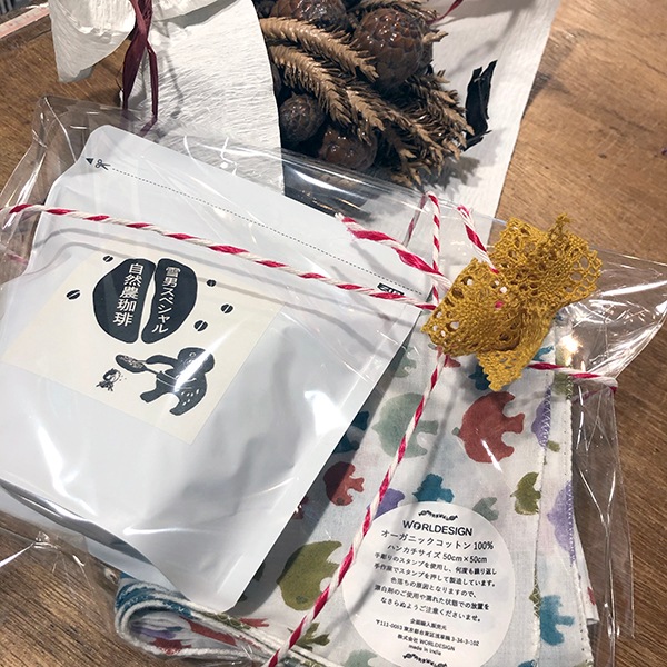 50cmx50cmインドブロックプリントハンカチ オリジナルプリントインド綿ハンカチーフ GOTSオーガニックコットンハンカチーフ 鳥 花柄 ドット柄 てぬぐい 風呂敷 ふきん男性用ハンカチ 女性用ハンカチ 敏感肌用ハンカチ 営業日即日発送