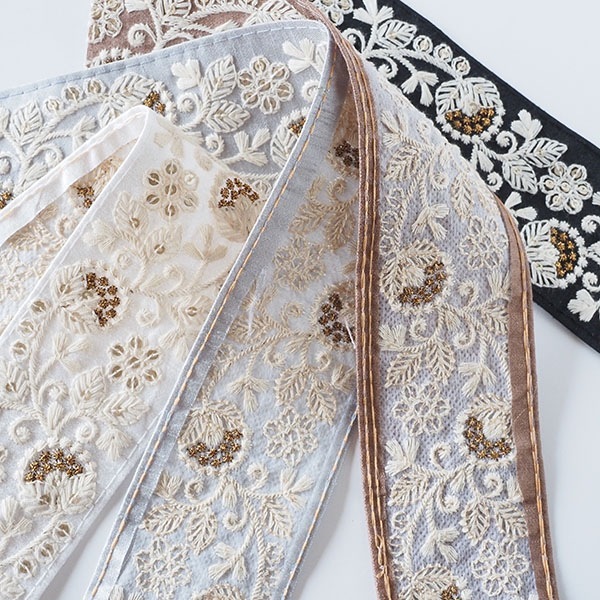 5.5cm幅  シルク風素材なめらかインド刺繍リボン フラワー刺繍  厚手太幅手芸用リボン お花刺繍ピアス イヤリング資材 くるみボタンヘアゴム作り 簡単バックチャーム資材 営業日即日発送 