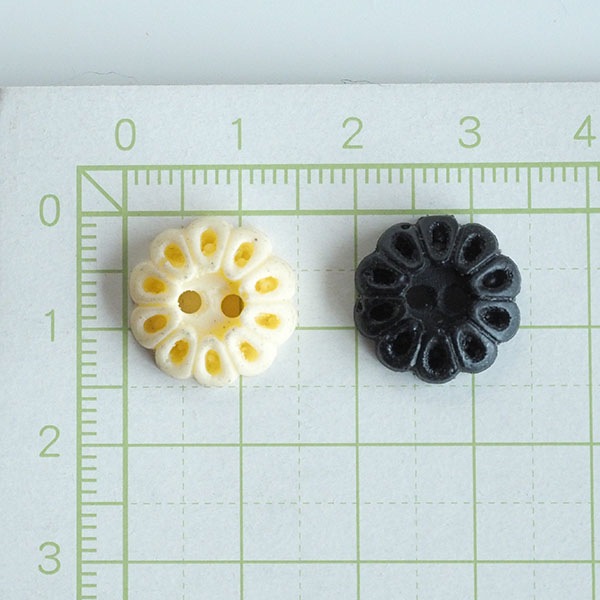 3個セット お花モチーフ レトロ手芸用品 プラスチックボタンパーツ ピアスイヤリングパーツカボション  ヘアピン キッズ用子供服ボタン レジン樹脂アクセサリーパーツ販売 営業日即日発送