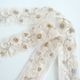 3.8cmから4cm幅 ホワイトチュールラメシルバー刺繍リボン 中幅手芸用リボン ゴールドスパンコール刺繍レトロフラワーインド花柄リボン チュール刺繍リボン 営業日即日発送[ワールデザインbistarai]