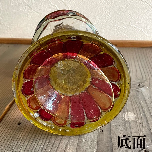 日本製骨董品 １点もの アンティークオイルランプ ステンドグラス風装飾的な花模様のアンティークランプ レトロな彩色ガラスデザインのオイルランプ [ワールデザインbistarai]