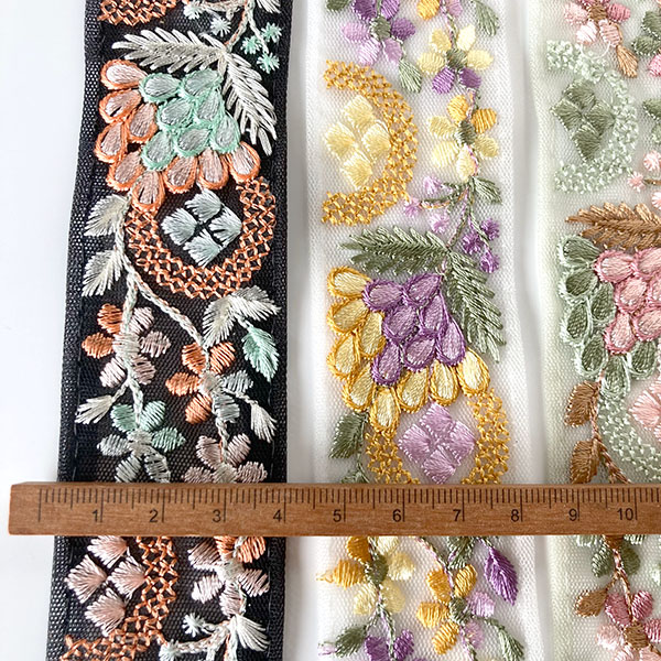 4cm幅 インド刺繍リボン 小花 葉っぱ柄 リボンブレード インドリボン チュールリボン 営業日即日発送 