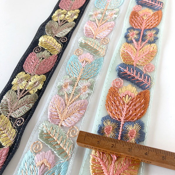3.5cm幅 レトロ花柄 刺繍リボン インドリボン ショルダーストラップ 手芸用テープ インド刺繍リボン最安値 営業日即日発送 [ワールデザインbistarai]