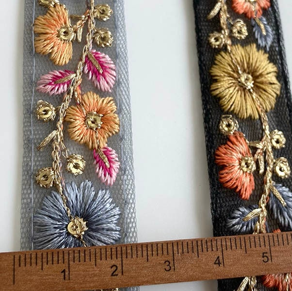 2.3cm幅 インド刺繍リボン 花柄チロリアンテープ 輸入リボンブレード インテリア雑貨 手芸用パーツ 営業日即日発送 