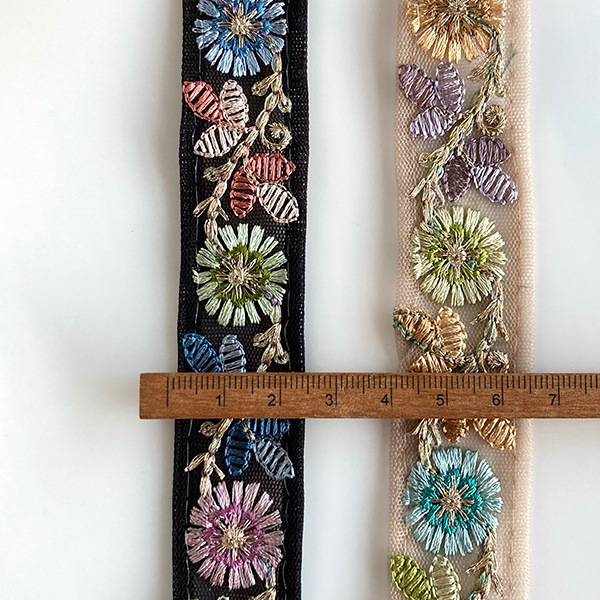 2.5cm幅 細幅　花柄刺繍リボン 細幅インドリボン メッシュフラワー刺繍リボン スパンコール刺繍リボン 営業日即日発送