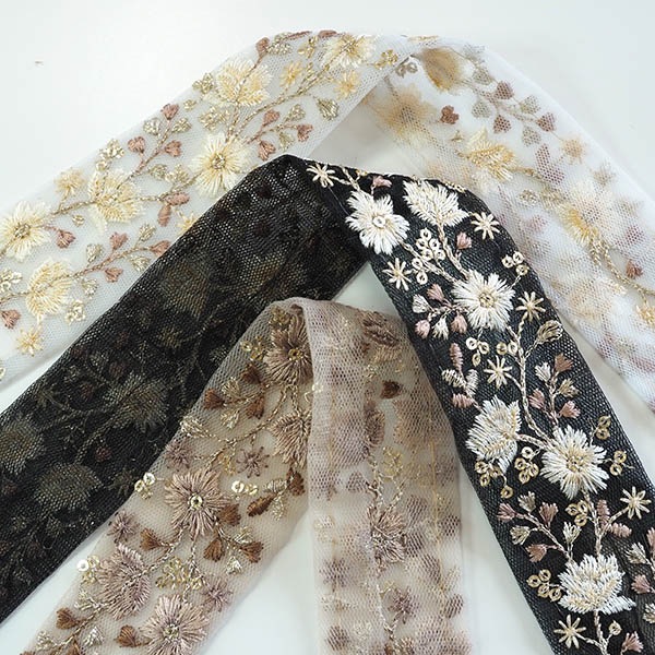4cm幅 淡色モノトーン インド和柄風花柄チュールリボン スパンコール刺繍リボンブレード オケージョン用ヘアアクセサリー資材 インドリボンショルダーストラップ作り