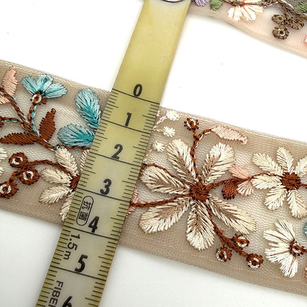 4cm幅 秋色アースカラー インド刺繍リボン 花柄 ボタニカル カラフルフラワー 刺繍リボン チュールリボン フラワー刺繍リボン 透明感 ハンドメイド 手芸材料 ヘアアクセサリー 髪飾り 衣装装飾 推し活 ぬい活 インドリボン 50cm単位 商用利用可 営業日即日発送【ワールデザインbistarai】