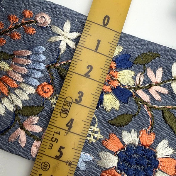 5.5cm幅 秋色インド刺繍リボン 花柄 厚手 フラワー刺繍リボン ショルダーベルト 大人くすみカラー  ハンドメイド 手芸材料 バッグ ポーチ 装飾テープ 手作り体験資材 ハンドメイドくるみボタン ヘアゴム 簡単バックチャーム資材 営業日即日発送 【ワールデザインbistarai】
