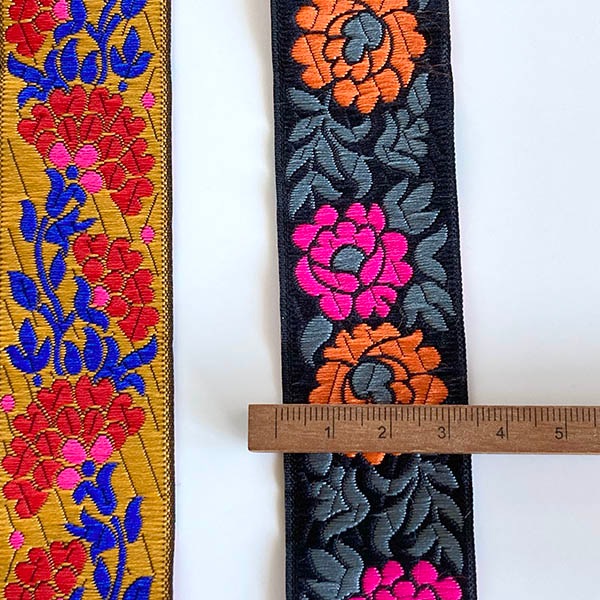 3.2cm幅 ジャガード織風インドフラワー刺繍リボン チロリアンテープ お花刺繍テープ フラワープリント ショルダーストラップ資材  営業日即日発送 [ワールデザインbistarai]