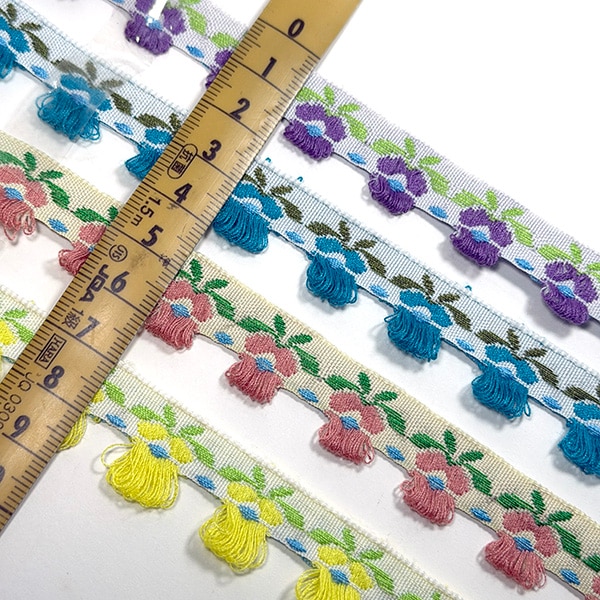 1.5cm幅 花柄刺繍テープ 幅小花レース チロリアンテープ フラワーテープ 1m単位販売 ドール服 ぬい服 レーステープ ハンドメイド資材 手芸材料 北欧風 韓国雑貨 フラワーチロリアンテープ   営業日即日発送[ワールデザインbistarai]