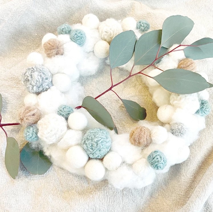 1.5cm 10個 羊毛フェルトボールパーツ小 ネパール製フェアトレード雑貨 カラフルボンボンアクセサリーパーツ 営業日即日発送 