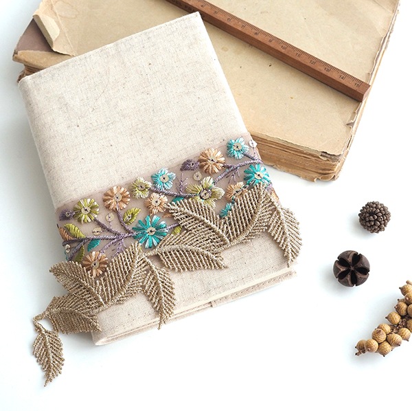 約5cm幅 小花柄刺繍チュールリボン インド刺繍リボン シャイニーメッシュリボン 手芸用リボン ハンドメイド ピアスイヤリング資材 営業日即日発送【ワールデザインmakiras】