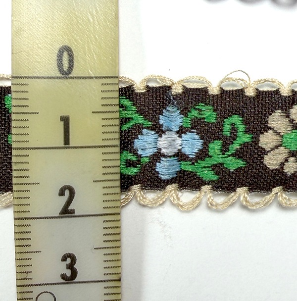 2cm幅 カラフル細幅チロリアンテープ お花刺繍リボン レトロ柄花柄チロルテープ カメラチェーン 手芸用リボン最安値 三重県手芸用品店 営業日即日発送[ワールデザインbistarai]