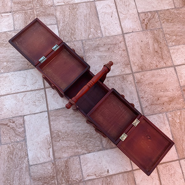 ヨーロッパ買付品1900年初期 レトロデットストック品 ジャガード生地ソーイングボックス 木箱 インテリア雑貨 カゴボックス 裁縫道具入れ 　裁縫箱 道具入れ 収納ボックス 営業日即日発送  ＜送料無料＞ 