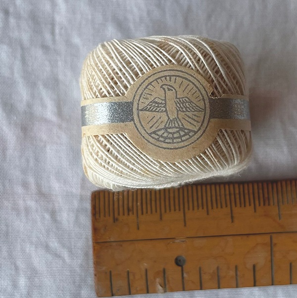 デットストック品 ばら売り 絹糸 アンティーク手芸用品 シルク糸玉 刺繍糸 刺し子 刺繍ブローチ 営業日即日発送