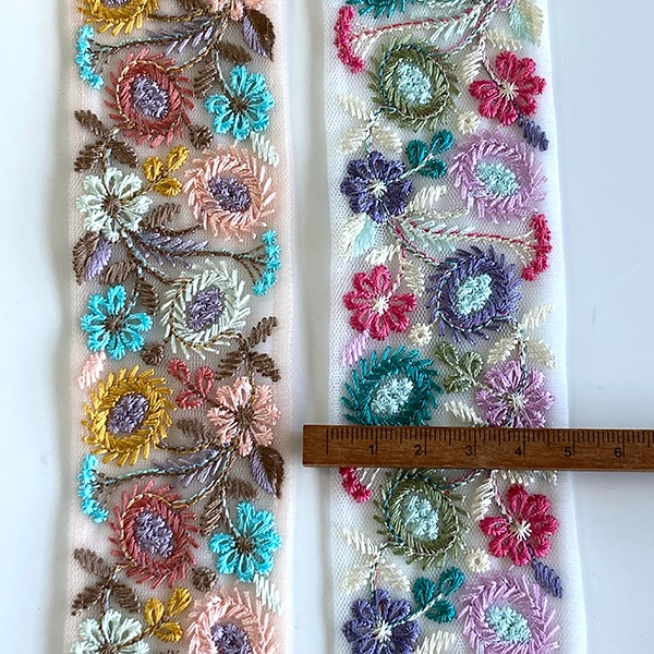 約5cm幅 レトロ花柄刺繍チュールリボン インド刺繍リボン ハンドメイドリボンキーホルダー バックチャーム資材 ピアスイヤリングパーツ 営業日即日発送