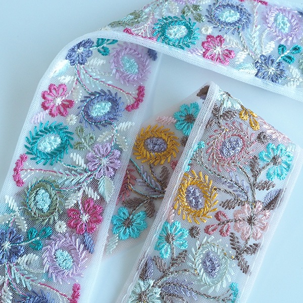 約5cm幅 レトロ花柄刺繍チュールリボン インド刺繍リボン ハンドメイドリボンキーホルダー バックチャーム資材 ピアスイヤリングパーツ 営業日即日発送