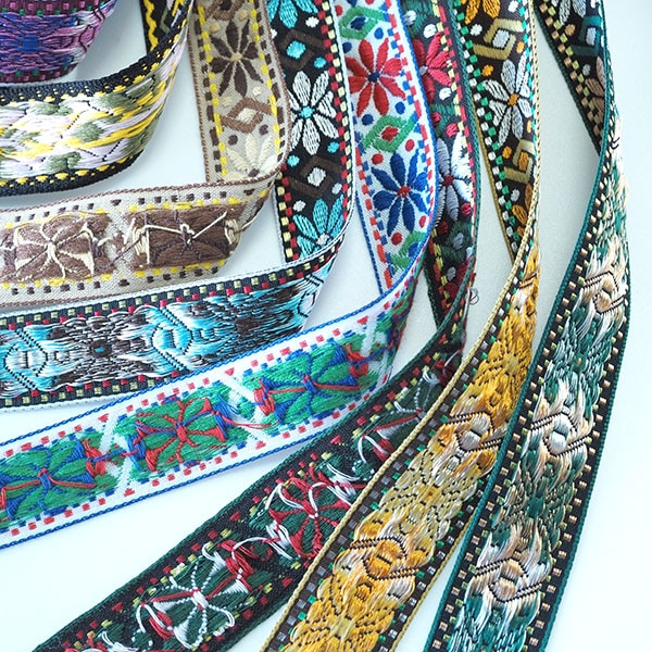 2.5cm幅 オルテガネイティブ柄 レトロ花柄刺繍チロリアンテープリボン ペットハーネス首輪 カメラストラップチェーン 営業日即日発送 