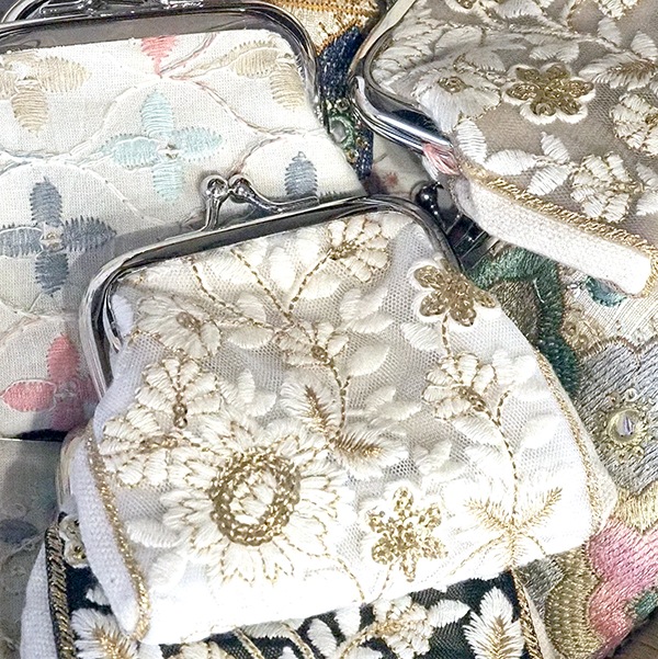 約6.5cmから7cm幅インド刺繍リボン 太幅インドリボン販売 幅広サイズ花柄刺繍テープ ヘアポニーフック資材 リボンバックチャーム 営業日即日発送