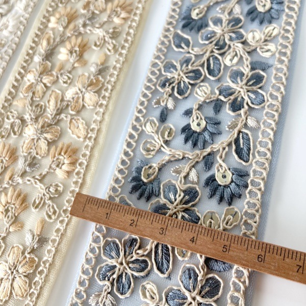 5.5cm幅 小花柄 スパンコール 刺繍リボン インドリボン メッシュリボン 手芸用リボンブレード 太幅リボン ボタニカル柄 営業日即日発送[ワールデザインbistarai]