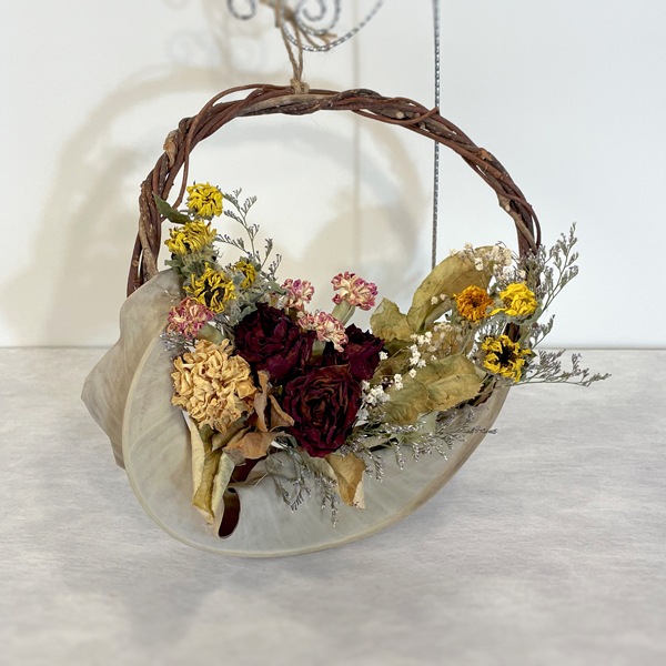 ドライフラワー】ストレチアリース（バラ・ひまわりMIX） | 南房総いい