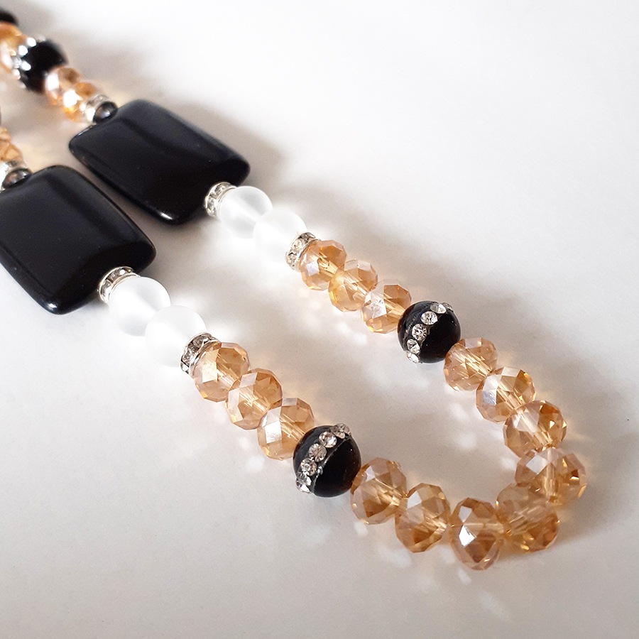 �ڥ�ӥ塼�ץ쥼�����ۡ�AINA GINZA�ۥѥ���ȡ��� �ͥå��쥹 ŷ���С�HC182-01��