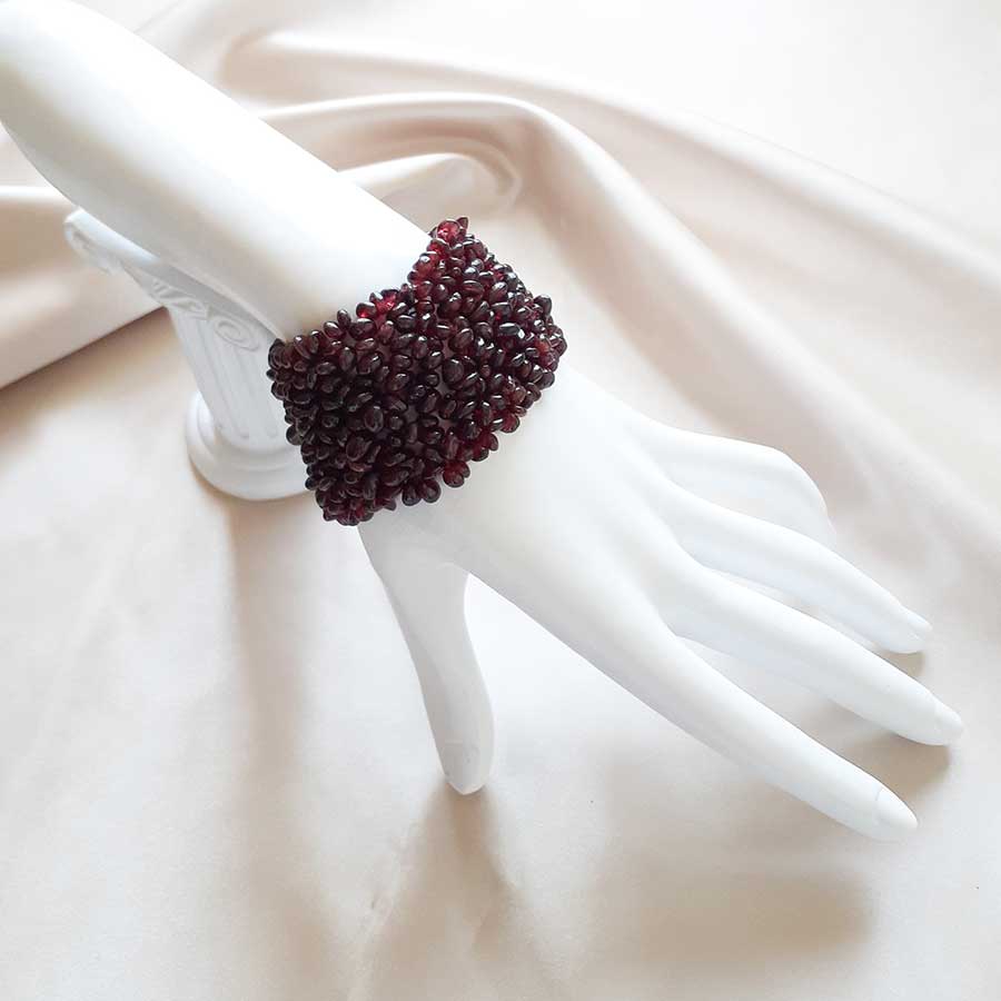 �ڥ�ӥ塼�ץ쥼�����ۡ�AINA GINZA�ۥѥ���ȡ��� �֥쥹��å� ŷ���С�HC208-01��