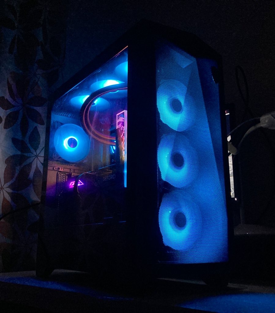 【GAMEMAN ZM-14R】Ryzen7 9700X搭載 ゲーミングデスクトップPC【台数限定アウトレットPC】