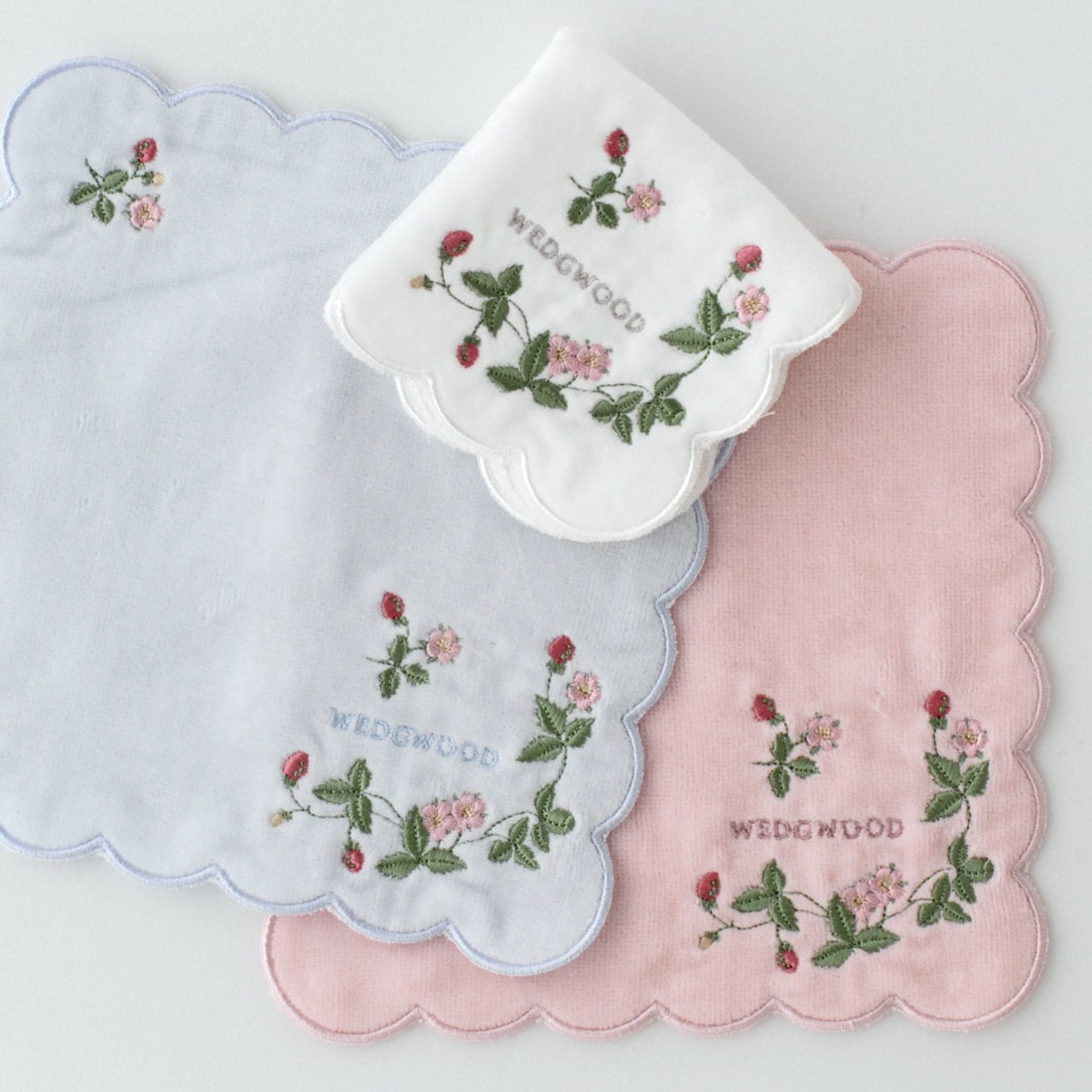 ウェッジウッド ミニ タオルハンカチ（約22cm） 0201 ホワイト