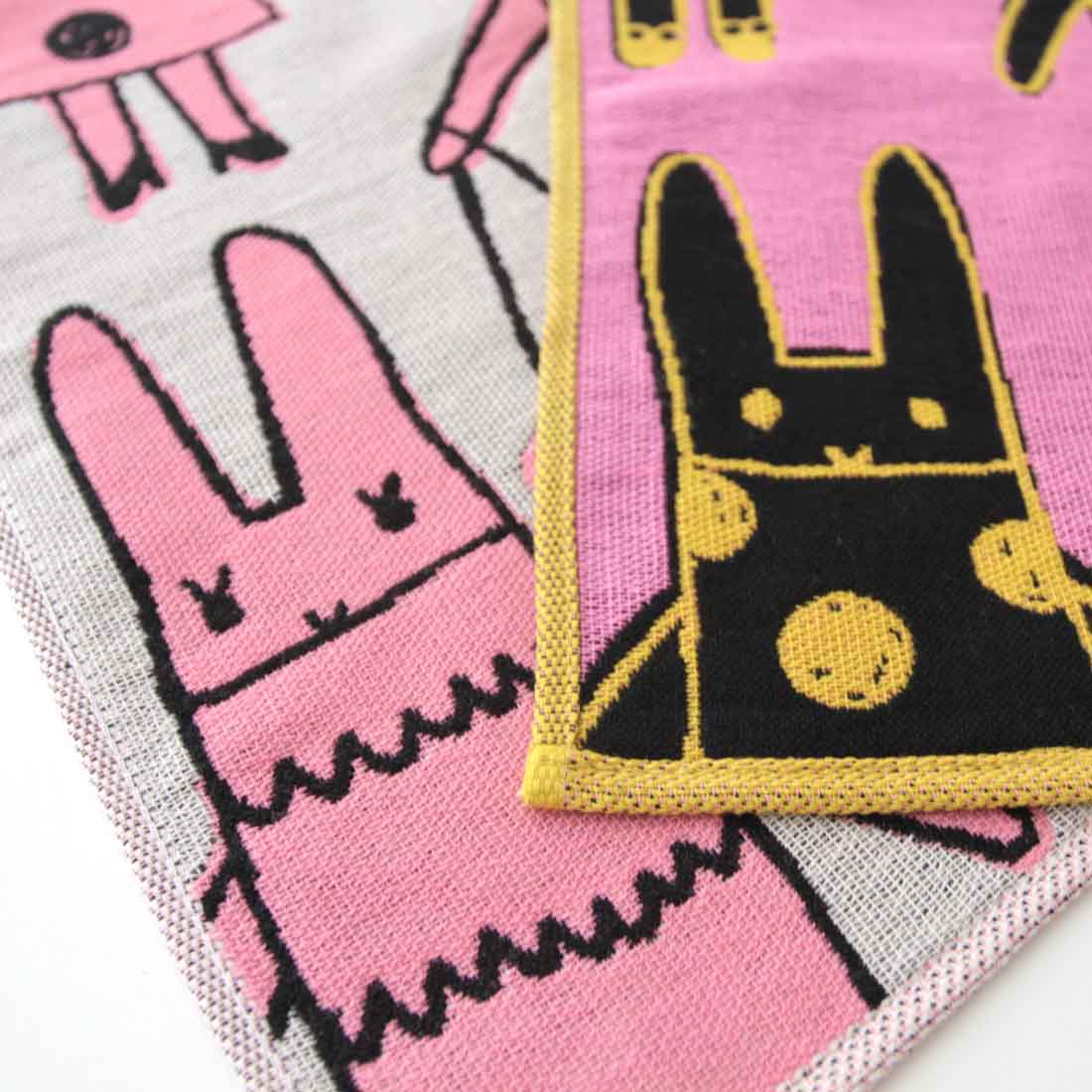 アツコマタノ 三重ガーゼハンカチ ＜パリのうさぎ＞ アイボリー