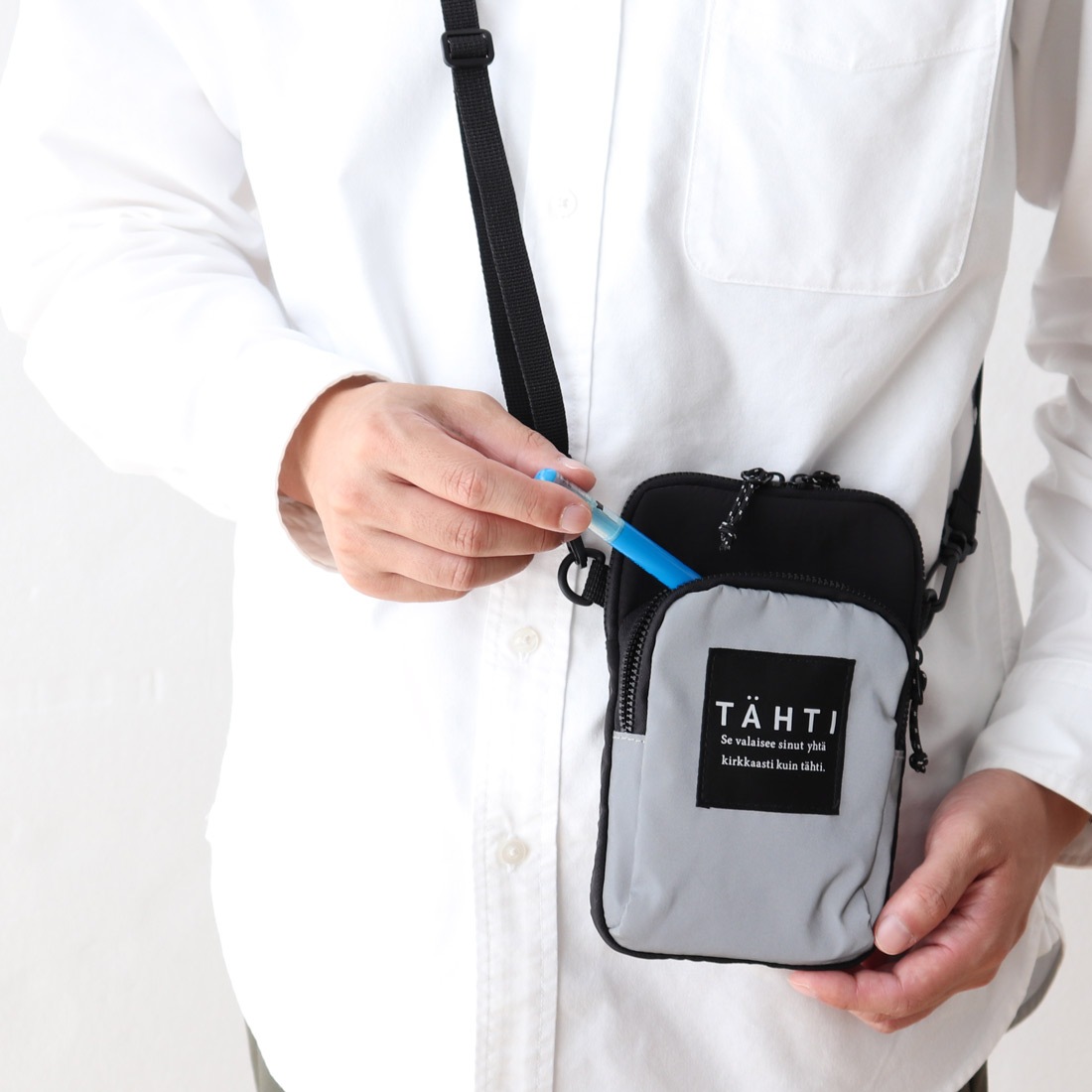 品質は非常に良い タハティ -タハティ 【TAHTI ブラック 0001 ショルダーポーチ バッグ
