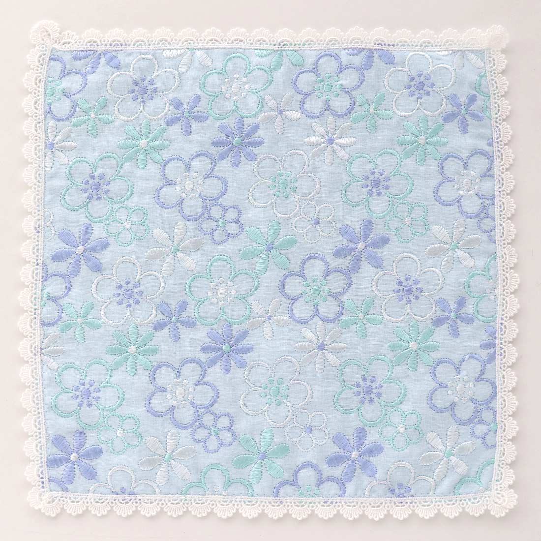 トッカ　TOCCA 刺繍　花柄スカート 未使用　ブルー　水色　レース トッカ TOCCA 刺繍 花柄スカート 未使用 ブルー 水色 レース