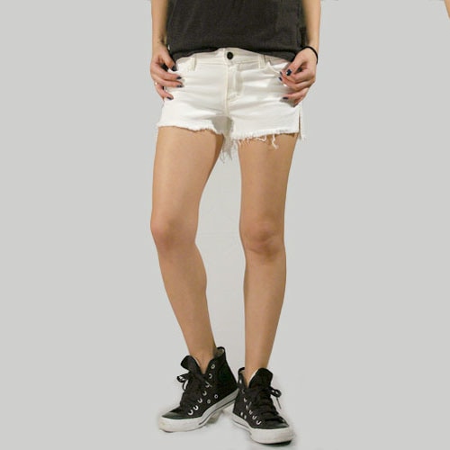 Siwy(シィーウィー) AUDREY CUT-OFF SHORTS Buried Treasure デニムショートパンツ