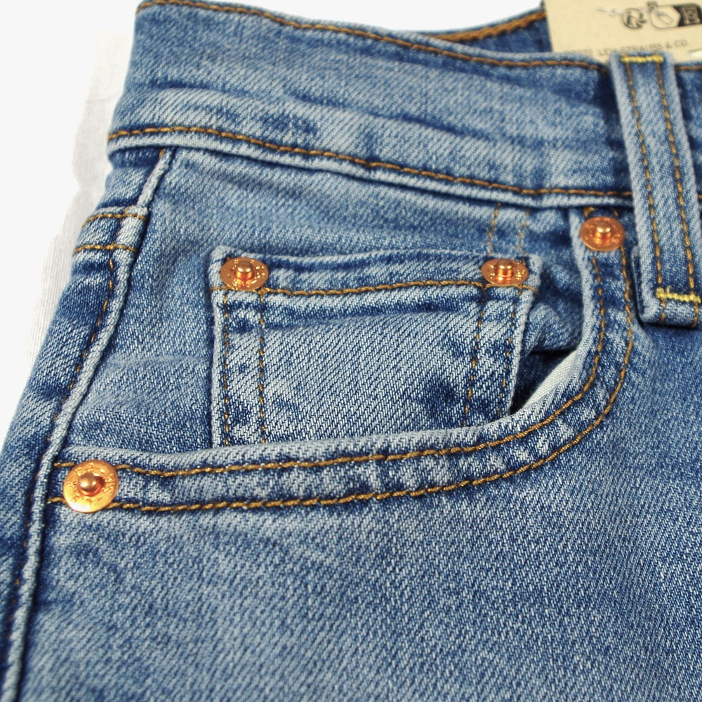 Levi's（リーバイス） RIBCAGE BELLS So Nice フレアデニム