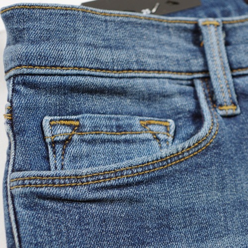 J Brand（ジェイブランド・ジェーブランド）1187 MID RISE SNEAKER FLARE Ashbury フレアーデニム