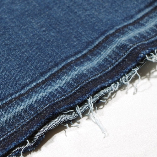 J Brand（ジェイブランド・ジェーブランド）1187 MID RISE SNEAKER FLARE Ashbury フレアーデニム