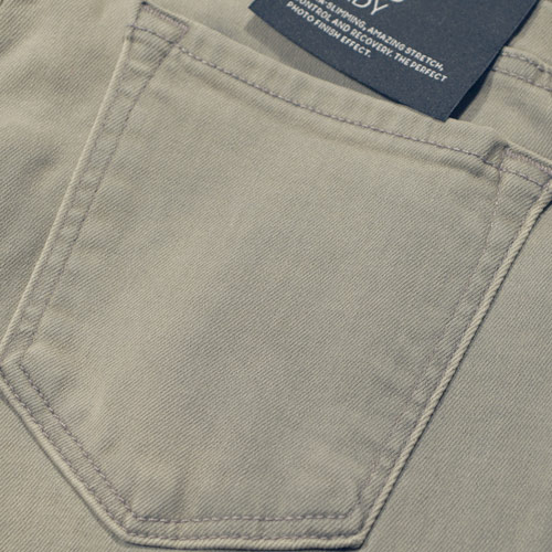 J Brand(ジェイブランド・ジェーブランド)835 MID-RISE CAPRI Dusk Haze スキニーデニム