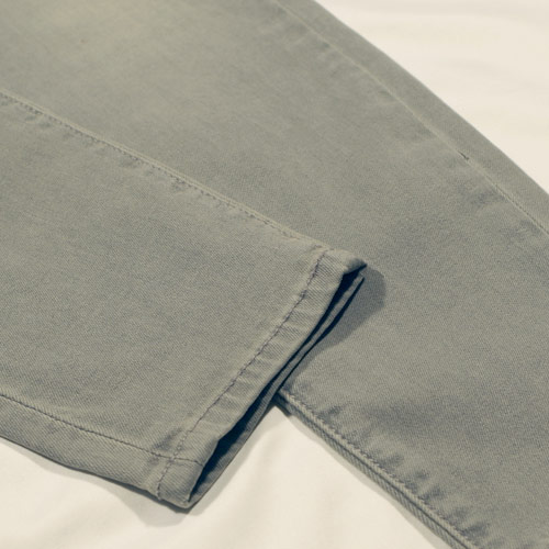 J Brand(ジェイブランド・ジェーブランド)835 MID-RISE CAPRI Dusk Haze スキニーデニム