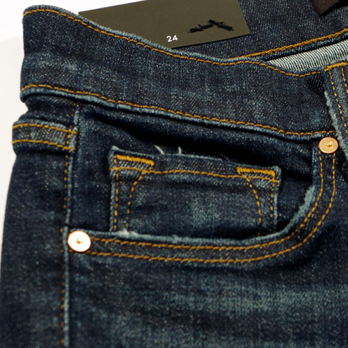 J Brand（ジェイブランド・ジェーブランド）9326 LOW RISE CROP SKINNY Desguise Destruct スキニーデニム