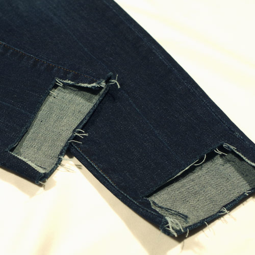 J Brand（ジェイブランド・ジェーブランド）9326 LOW RISE CROP SKINNY Desguise Destruct スキニーデニム