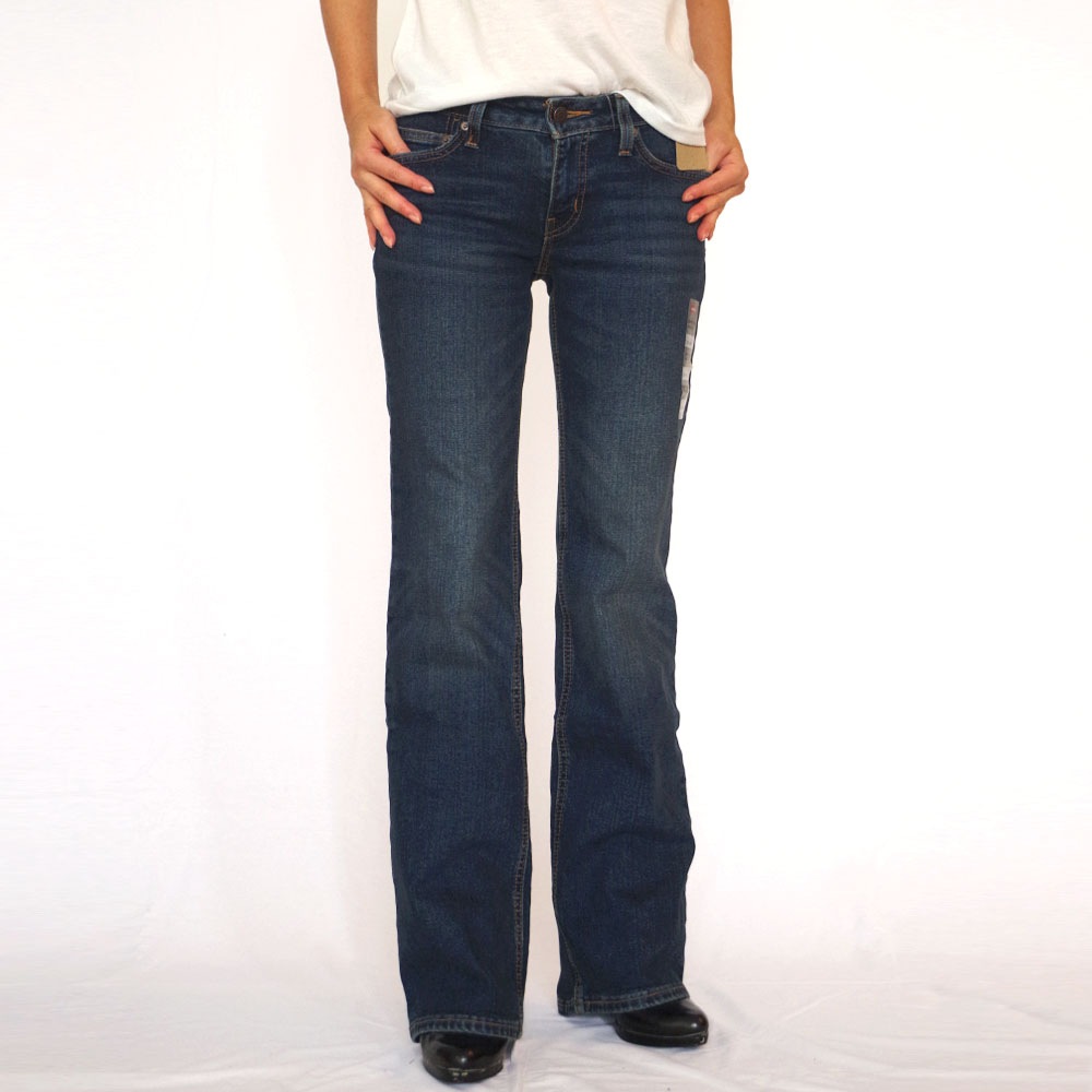 Levi's（リーバイス） SUPERLOW BOOTCUT Sweep Down ブーツカットデニム