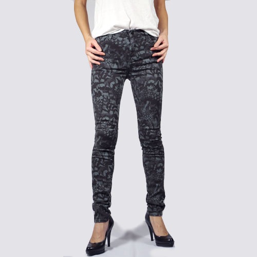 J Brand (ジェイブランド・ジェーブランド) MARIA PHOTO READY HIGH RISE SKINNY Dakota Strix ハイライズスキニー