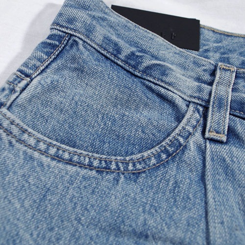 J Brand (ジェイブランド・ジェーブランド) PLEATED PEG HIGH-RISE TAPERED Blissed ハイウエストデニム